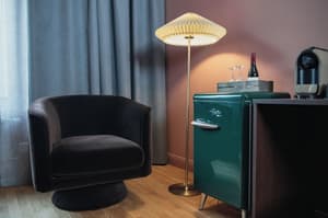 thumbnail: Interior detail