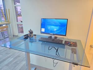 thumbnail: Business center