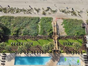 thumbnail: Exterior