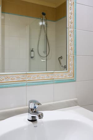 thumbnail: Bathroom