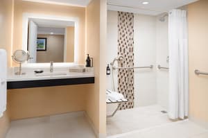 thumbnail: Bathroom shower