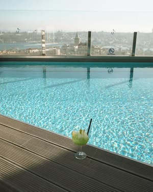 thumbnail: Pool