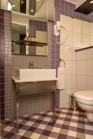 thumbnail: Bathroom