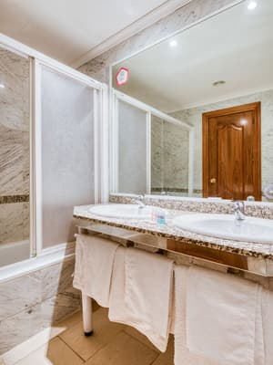 thumbnail: Bathroom