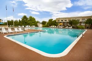 thumbnail: Pool