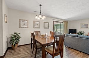 thumbnail: In-room dining