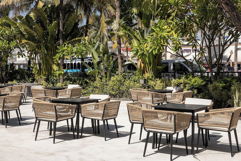 Restaurant-cafeteria