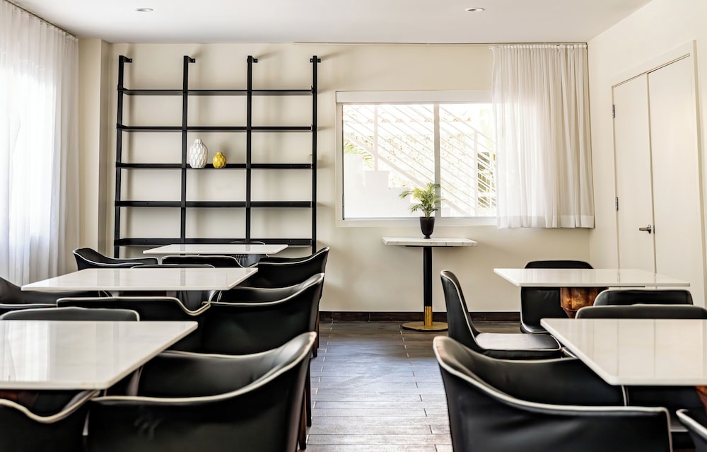 Restaurant-cafeteria