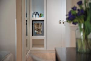 thumbnail: Minibar