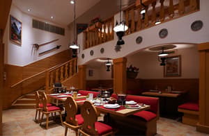 thumbnail: Restaurant