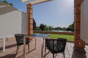 thumbnail: Terrace/patio