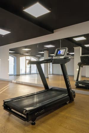 thumbnail: Gym