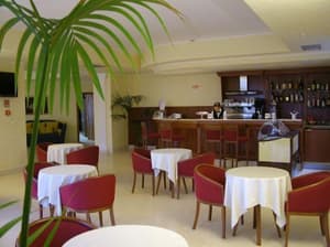 thumbnail: Breakfast area