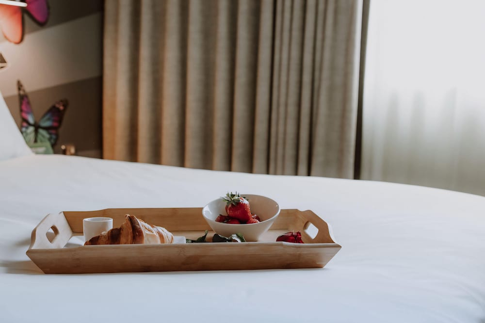 In-room dining