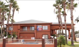 thumbnail: Exterior