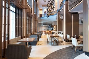 thumbnail: Restaurant