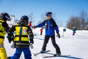thumbnail: Skiing
