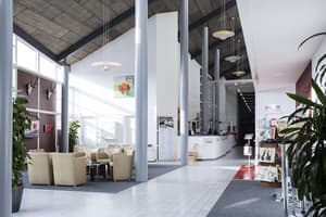 thumbnail: Reception
