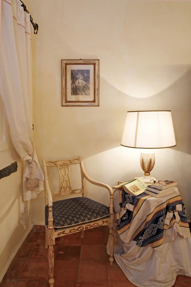 Room amenity