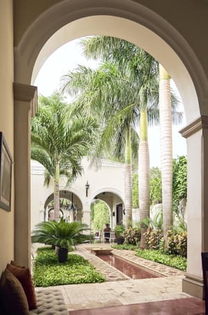 thumbnail: Courtyard