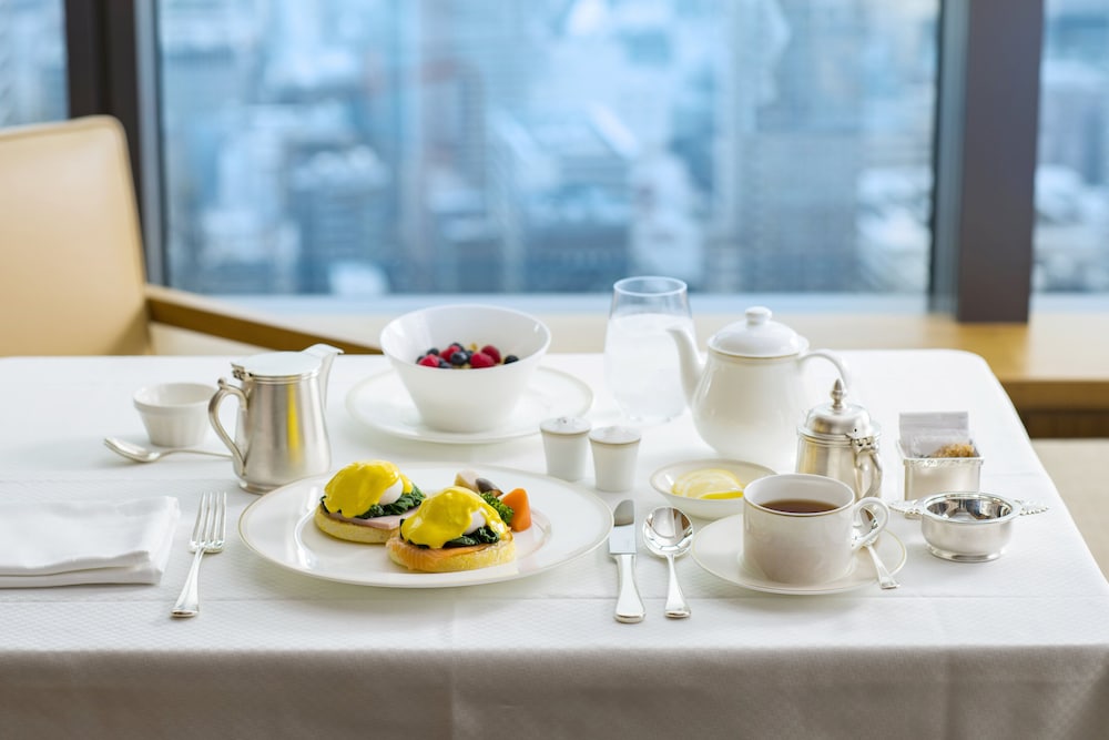 Room service - dining