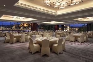 thumbnail: Banquet hall