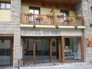 thumbnail: Property entrance