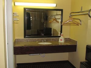 thumbnail: Bathroom sink