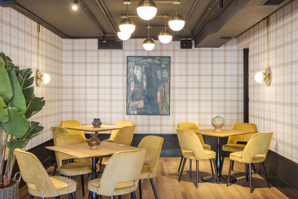 Restaurant-cafeteria