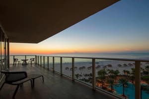 thumbnail: Balcony view