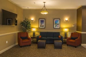 thumbnail: Lobby sitting area