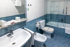 thumbnail: Bathroom