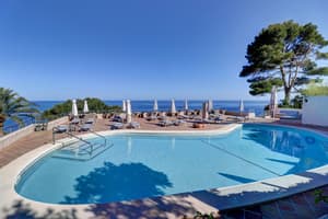 thumbnail: Outdoor pool
