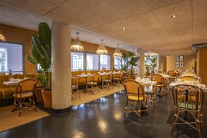 thumbnail: Breakfast buffet