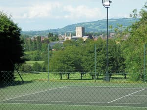 thumbnail: Tennis court