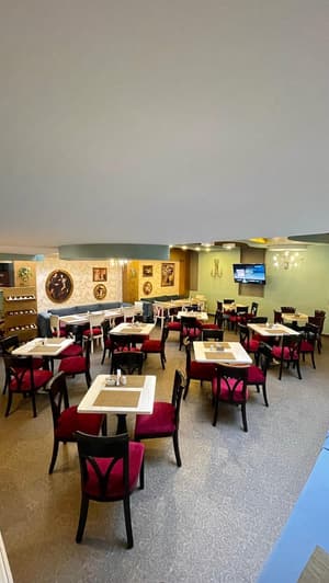 thumbnail: Restaurant