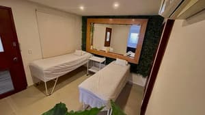 thumbnail: Massage