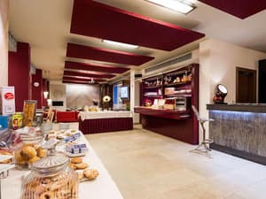 thumbnail: Breakfast buffet