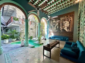 thumbnail: Courtyard
