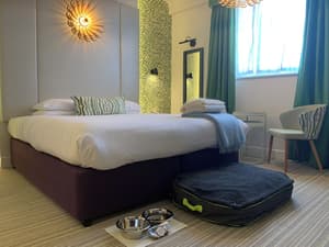 thumbnail: Room