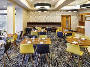 thumbnail: Restaurant