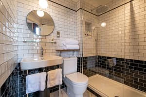 thumbnail: Bathroom