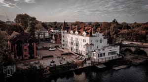 thumbnail: Exterior