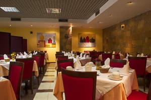 thumbnail: Restaurant