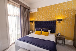 thumbnail: Room
