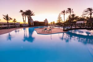 thumbnail: Outdoor pool