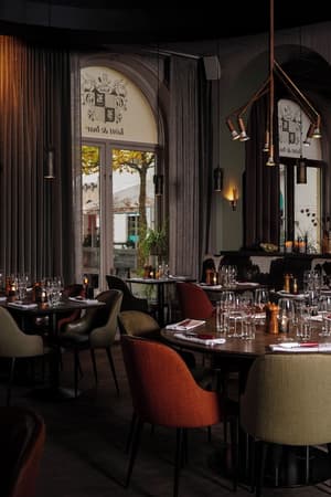 thumbnail: Restaurant