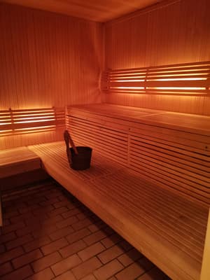 thumbnail: Sauna