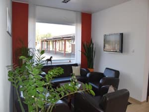 thumbnail: General view