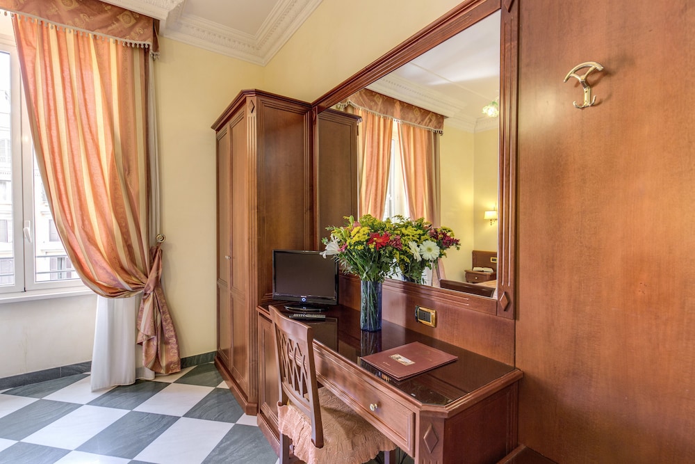 Room amenity
